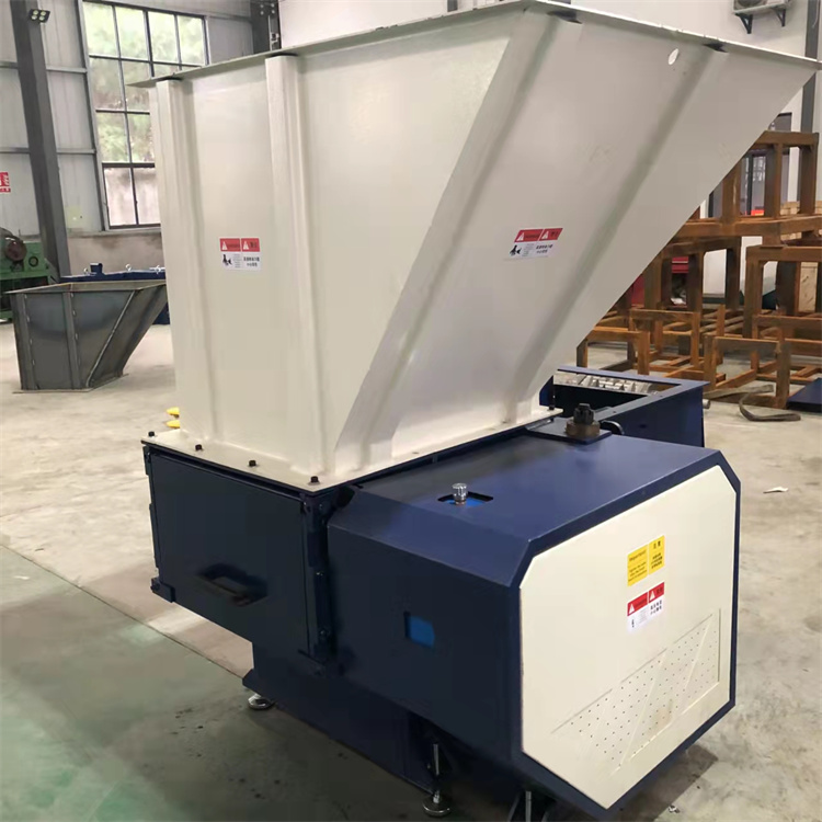 Single Axis Shredder Machine (6).jpg